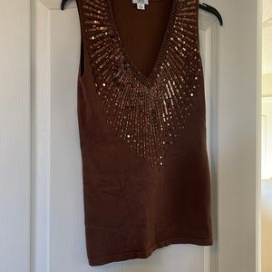 Cache sequin tank top